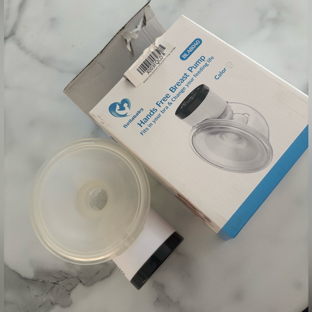 Hands-Free Breast Pump bellababy with extra parts